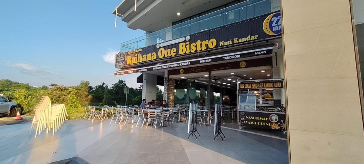 Santai Homestay Cyberjaya Exterior photo